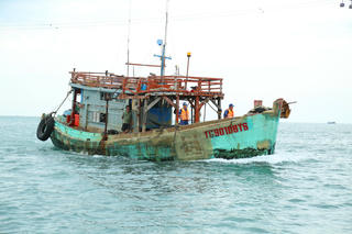 Bắt giữ tàu vận chuyển khoảng 30.000 lít dầu D0 trái phép trên biển Kiên Giang