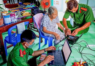 Công an Bạc Liêu "về đích", hoàn thành nhiệm vụ cấp CCCD gắn chíp cho 100% công dân 