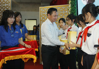 Phát động tháng chung tay giảm thiểu tổn hại trẻ em