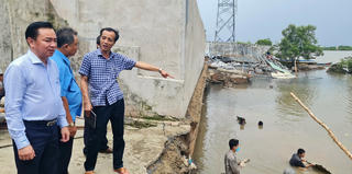 Liên tiếp xảy ra các vụ sạt lở bờ sông nghiêm trọng ở Bạc Liêu