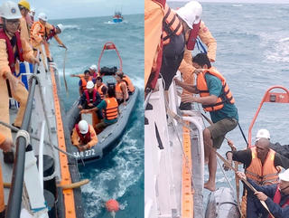 Cứu 10 thuyền viên Bạc Liêu bị nạn trên biển 