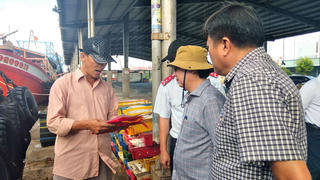 Chủ tịch tỉnh Cà Mau chỉ đạo 'hỏa tốc' xử lý tình trạng tranh chấp ngư trường