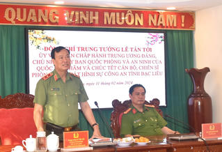 Trung tướng Lê Tấn Tới thăm, làm việc với Công an Bạc Liêu