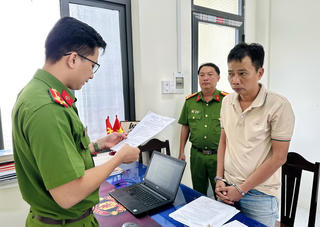 Bắt tạm giam cán bộ kỹ thuật Công ty xây dựng “Lừa đảo chiếm đoạt tài sản”