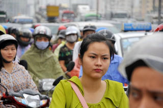 Giao thông ngày tập trung thi ĐH đợt 2: Nhiều sĩ tử muộn giờ 