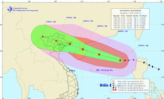 Cơn bão số 3 có gió giật cấp 16 đang tiến gần vào các tỉnh phía Bắc nước ta 