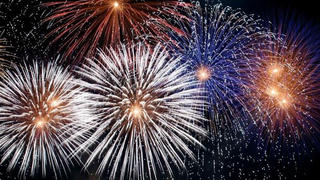 Thanh Hoá khởi động mùa du lịch 2021 với pháo hoa rực rỡ và lễ hội hoa quy mô lớn nhất từ trước tới nay 