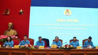 Khai mạc Hội nghị Ban Chấp hành Tổng Liên đoàn Lao động Việt Nam lần thứ 15, khóa XII