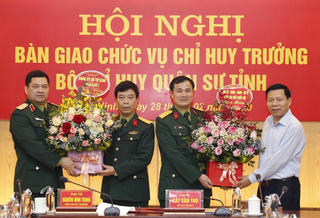 Thực hiện công tác nhân sự tại một số đơn vị Quân đội, Công an