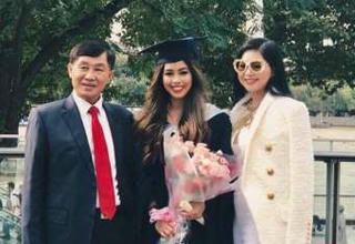 Gia đình doanh nhân Johnathan Hạnh Nguyễn hỗ trợ TP HCM 9 máy áp lực âm, trị giá 6 tỷ đồng