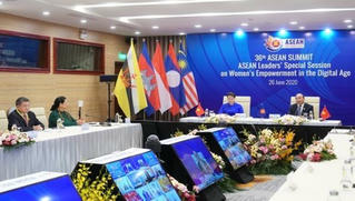 Thủ tướng Nguyễn Xuân Phúc: "cần hành động để giải phóng tiềm năng to lớn của phụ nữ"