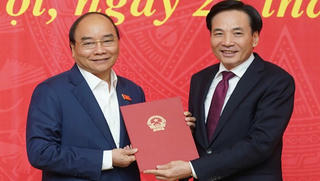 Thủ tướng trao Quyết định bổ nhiệm Phó Chủ nhiệm Văn phòng Chính phủ