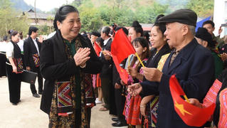 Phó Chủ tịch Thường trực Quốc hội Tòng Thị Phóng: Quan tâm hơn nữa đến việc đào tào bồi dưỡng cán bộ