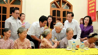 Dành hơn 518 tỷ đồng tặng quà Tết Tân Sửu cho người có công