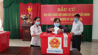 Vì sao Bình Dương chưa xác nhận tư cách đại biểu HĐND tỉnh?