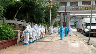 Hà Giang tiếp nhận 26 công nhân Việt Nam do Trung Quốc trao trả