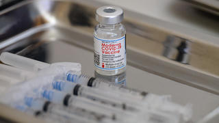 Moderna sẽ thử nghiệm vaccine phòng COVID-19 ở trẻ nhỏ