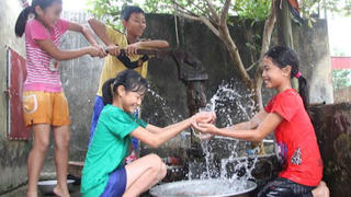 Khẩn trương điều chỉnh giảm giá nước sạch cho người dân bị ảnh hưởng dịch COVID-19