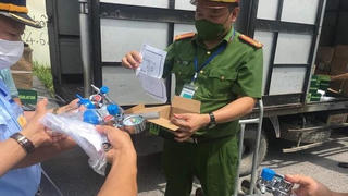 Thu giữ 1.100 van thở oxy không rõ nguồn gốc trị giá 500 triệu đồng