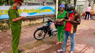 Cà Mau khẩn trương thực hiện phương án "Ba mũi giáp công chống dịch COVID-19”