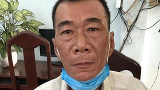 Sát hại 3 đồng nghiệp vì cay cú thua bạc