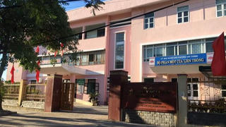 Phường bị ‘tuýt còi’ vì thu phí đơn đề nghị hỗ trợ do ảnh hưởng COVID-19 