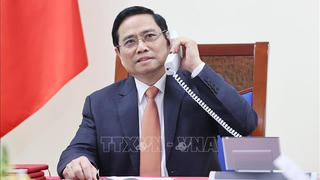 Thủ tướng đề nghị Pfizer sớm bàn giao vaccine cho trẻ em và người dưới 18 tuổi