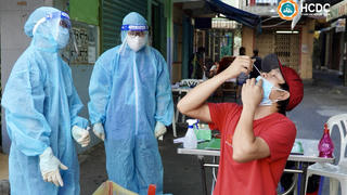 TP HCM làm thế nào để hoàn thành xét nghiệm diện rộng toàn TP đợt 1 trước ngày 25/8? 