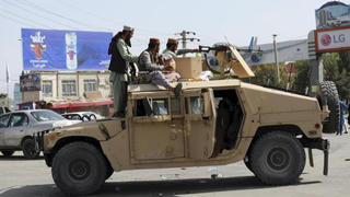 Cựu Tổng thống Donald Trump 'đòi' Taliban trả lại kho vũ khí Mỹ đầu tư cho Afghanistan 