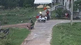 Không ký biên bản vì hành vi "thông chốt" còn quay lại đánh công an