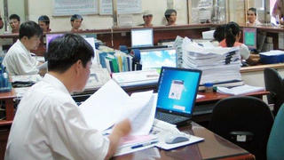Thủ tướng phê duyệt 256.685 biên chế công chức năm 2022 