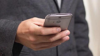 Điện thoại của 5 Bộ trưởng Pháp bị cài phần mềm gián điệp