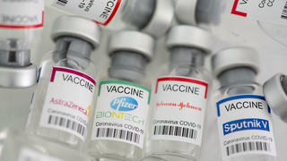 Cuộc đua vaccine sẽ vẫn tiếp diễn để chống lại "thế hệ tiếp theo" của các chủng virus