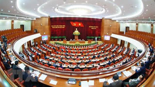 Ngày làm việc thứ nhất Hội nghị Trung ương 4, khoá XIII
