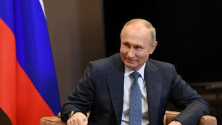 Tổng thống Nga cảnh báo việc "bàn tán" về nhiệm kỳ kế tiếp 