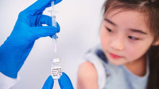 Vaccine Pfizer cho thấy hiệu quả đến 90,7% trong thử nghiệm ở trẻ em