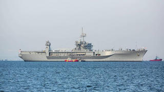 Nga "không hài lòng" khi Mỹ gửi kỳ hạm đến Biển Đen 