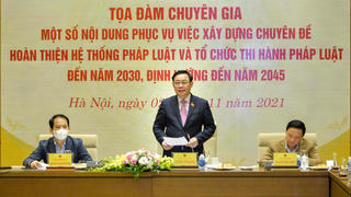 Xây dựng hệ thống pháp luật hướng đến xây dựng NNPQ XHCN