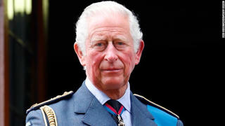 Quỹ từ thiện của Thái tử Charles bị điều tra vì "dùng tiền đổi tước hiệu"