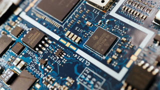 Khủng hoảng Ukraine có thể làm trầm trọng thêm tình trạng thiếu chip