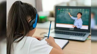 Hỗ trợ học sinh, sinh viên tối đa 10 triệu đồng vay vốn mua thiết bị học trực tuyến