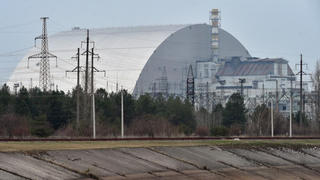 Vệ binh Quốc gia Ukraine giành lại quyền kiểm soát nhà máy điện hạt nhân Chernobyl