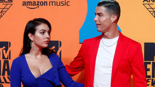 Con trai mới sinh của Cristiano Ronaldo qua đời