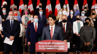 Canada xem xét ban hành 'lệnh cấm quốc gia' đối với súng ngắn
