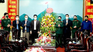 Lãnh đạo tỉnh Hà Giang thăm, chúc mừng nhân Ngày thành lập Quân đội Nhân dân Việt Nam