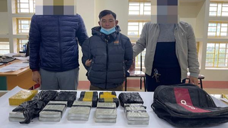Bắt giữ đối tượng vận chuyển thuê 22 bánh heroin kiếm lời dịp tết
