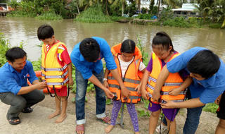 Mô hình đặc biệt bảo vệ tính mạng hàng trăm học sinh Thị trấn Một Ngàn