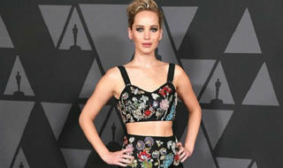Thời trang quyến rũ của Jennifer Lawrence trên thảm đỏ