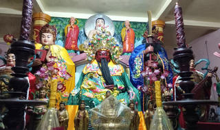 Độc đáo ngôi chùa thờ hàng trăm bức tượng ở miền Tây