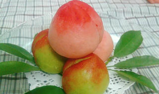 Bánh bao chay hình trái đào đẹp không nỡ ăn